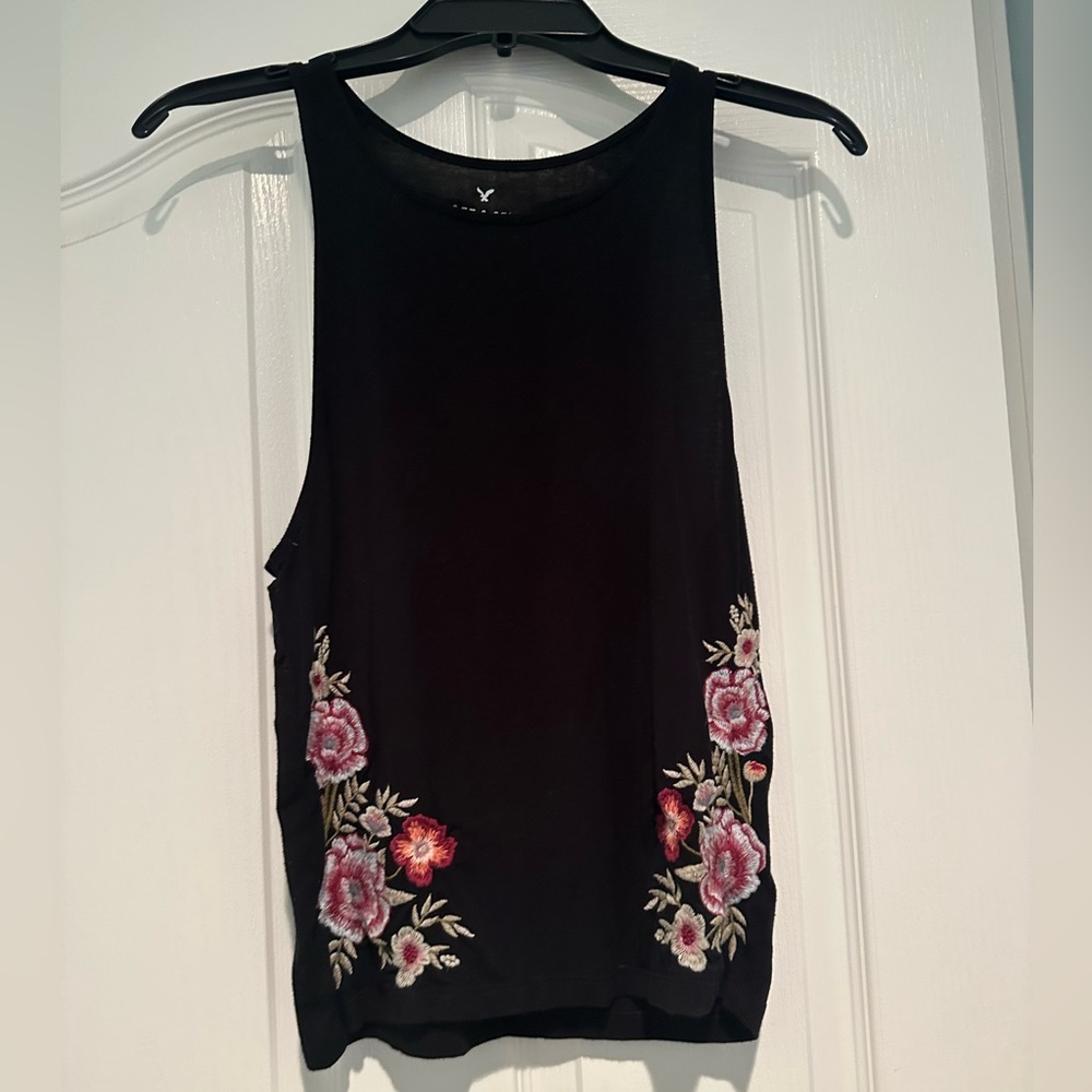 American Eagle Soft & Sexy Floral Embroidered Tank Top